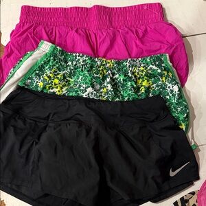 Women’s medium bundle